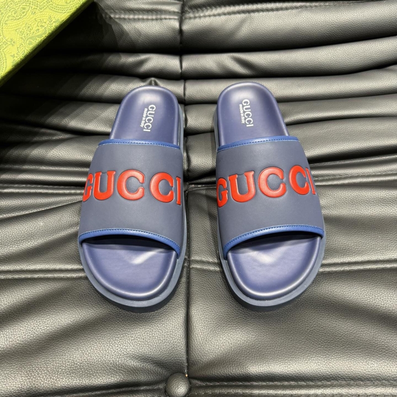 G*u*i slippers